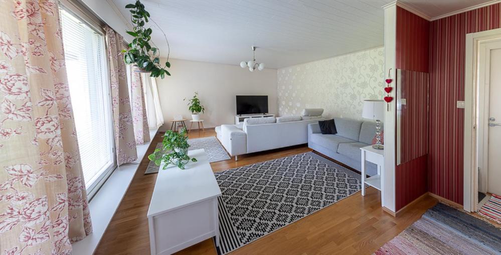 Apartamento Omakotitalo Keskustan Laehellae Joensuu Exterior foto